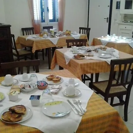 Oda ve Kahvaltı Clamarema Melendugno